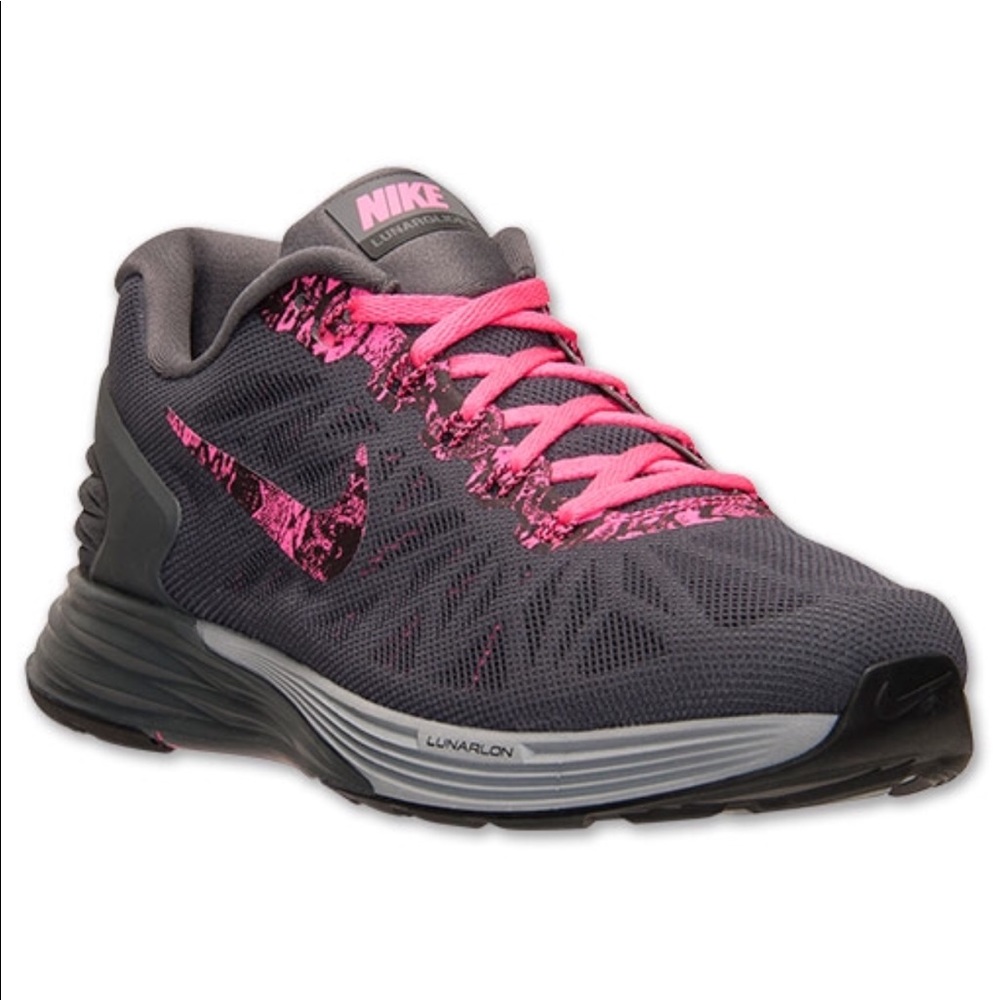 Nike Pink and Gray Running Sneakers Size 7.5